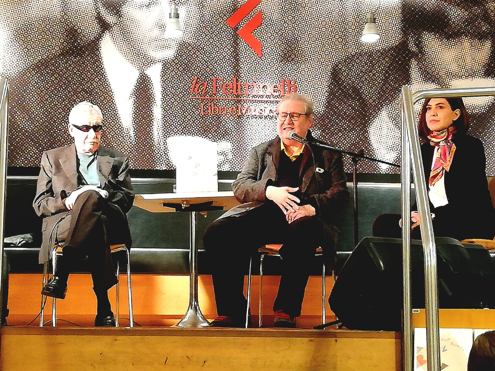 presentazione Razmataz Milano Feltrinelli 2019 presentazione Razmataz Feltrinelli Milano 2019